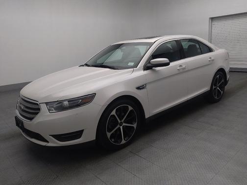 2015 Ford Taurus SEL