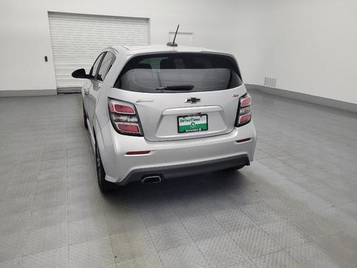 2020 Chevrolet Sonic FWD Hatchback LT 5-Door
