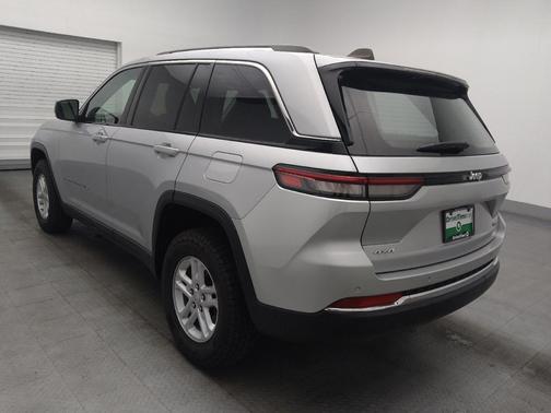 Silver Zynith 2023 Jeep Grand Cherokee Laredo