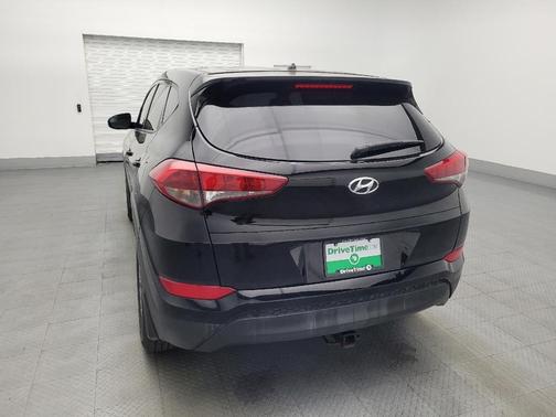 2018 Hyundai TUCSON SE