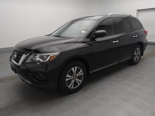 2019 Nissan Pathfinder S