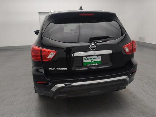 2019 Nissan Pathfinder S