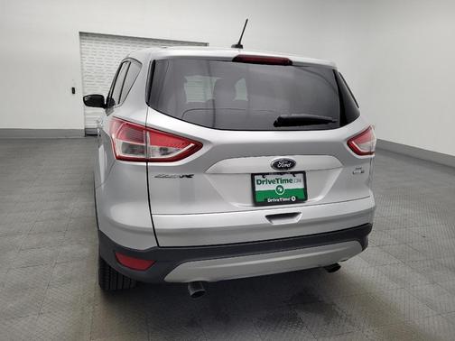 Ingot Silver Metallic 2014 Ford Escape SE