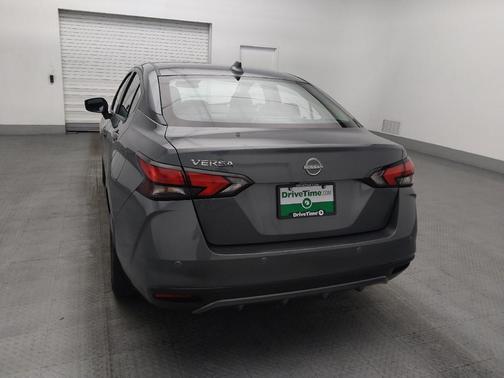 Gray 2025 Nissan Versa 1.6 SV