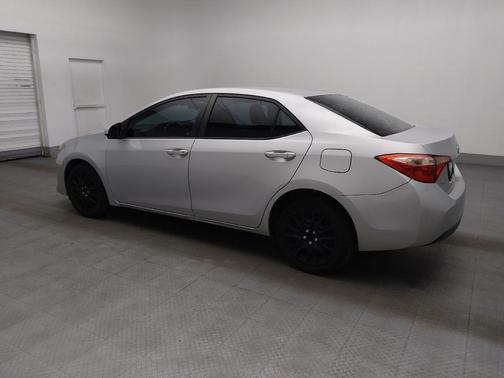 Classic Silver Metallic 2017 Toyota Corolla LE