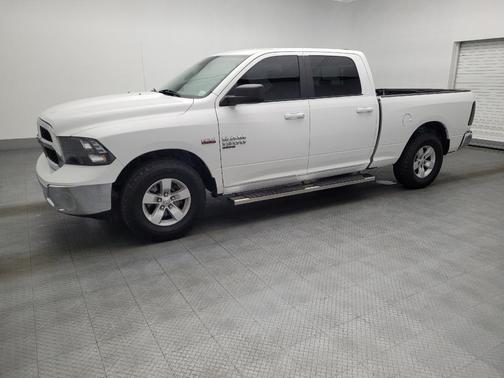 2019 RAM 1500 SLT