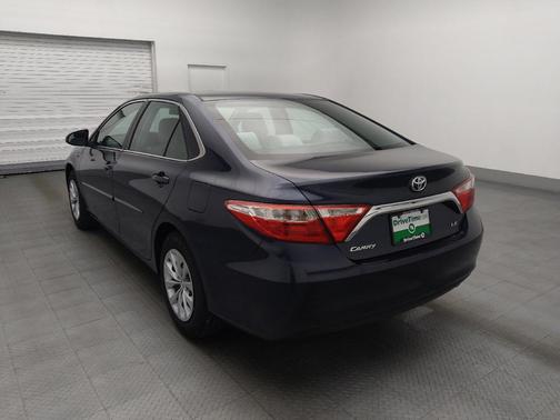Parisian Night Pearl 2016 Toyota Camry LE
