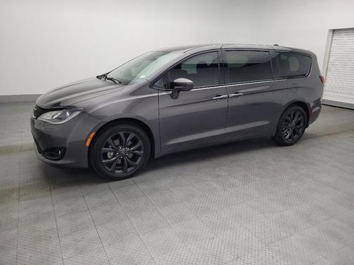 2019 Chrysler Pacifica Touring Plus