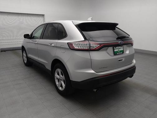 Ingot Silver Metallic 2017 Ford Edge SE