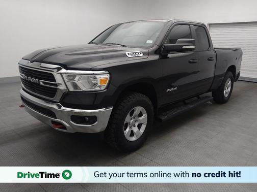 Diamond Black Crystal Pearlcoat 2021 RAM 1500 Big Horn/Lone Star