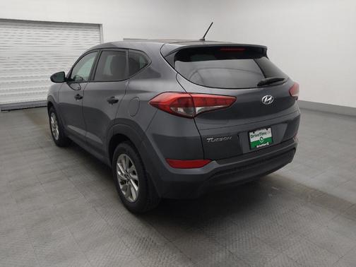 Coliseum Gray 2018 Hyundai TUCSON SE