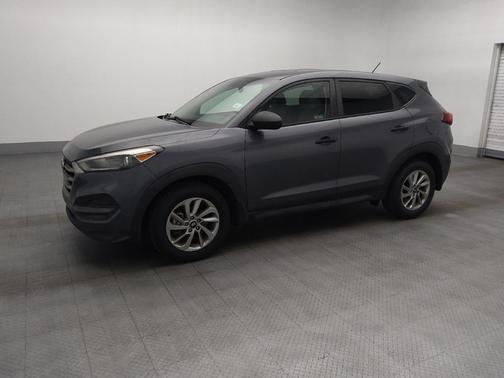 Coliseum Gray 2018 Hyundai TUCSON SE