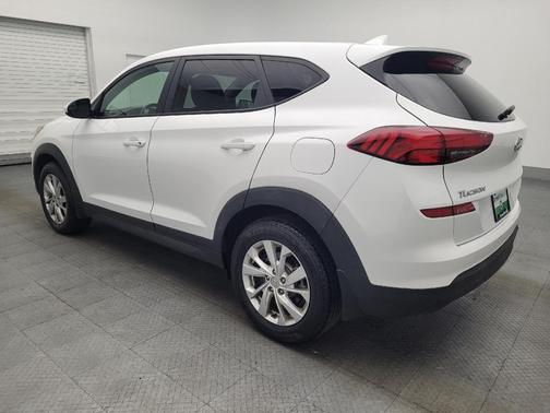 2021 Hyundai TUCSON SE