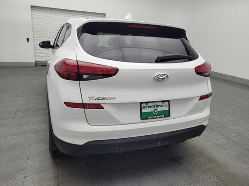 2021 Hyundai TUCSON SE