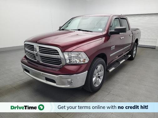 Delmonico Red Pearlcoat 2017 RAM 1500 Big Horn