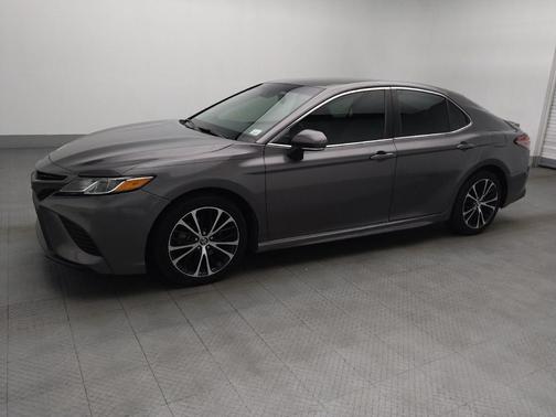 Predawn Gray Mica 2018 Toyota Camry SE