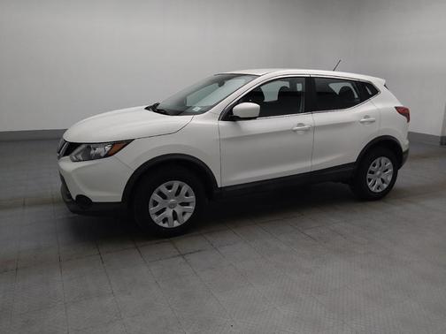 Glacier White 2019 Nissan Rogue Sport S