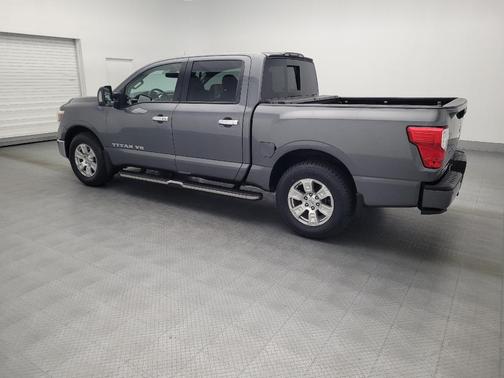 2019 Nissan Titan SV