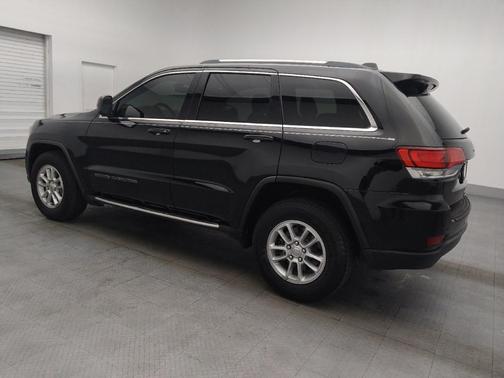 Diamond Black Crystal Pearlcoat 2020 Jeep Grand Cherokee Laredo