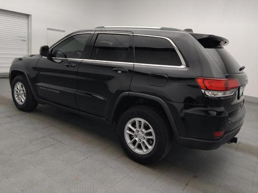 Diamond Black Crystal Pearlcoat 2020 Jeep Grand Cherokee Laredo