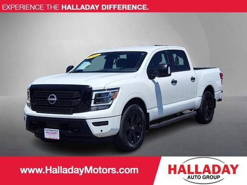 2024 Nissan Titan SV