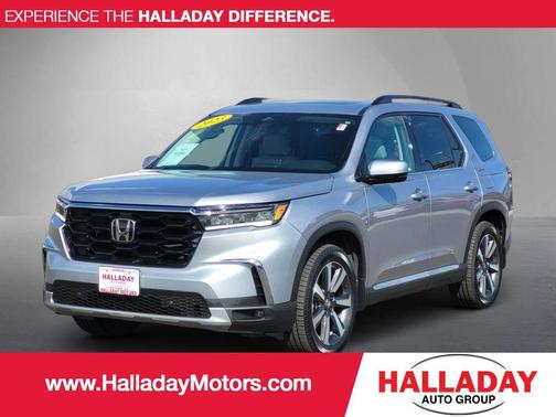 2023 Honda Pilot Touring