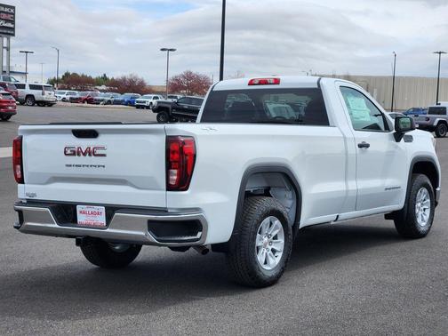 2025 GMC Sierra 1500 Pro