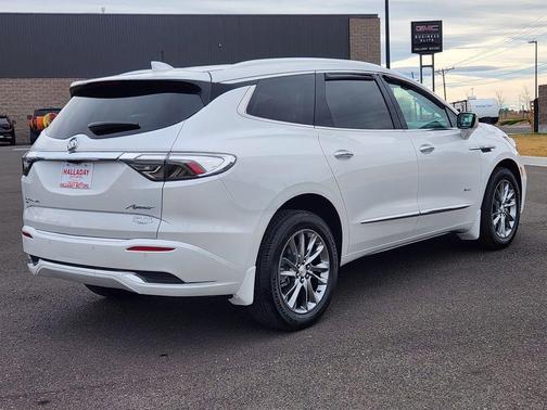 2022 Buick Enclave Avenir