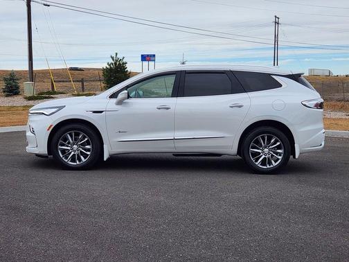 2022 Buick Enclave Avenir