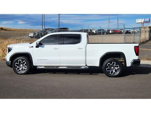 2023 GMC Sierra 1500 SLE