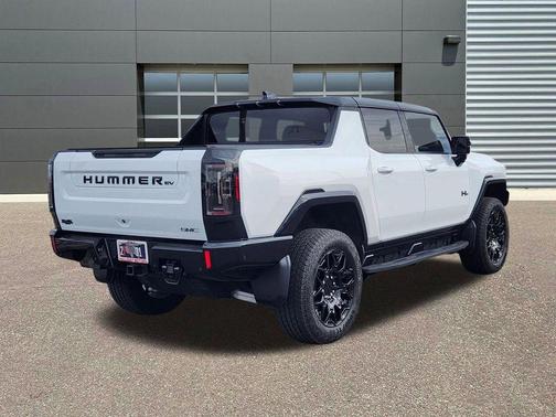 White 2025 GMC HUMMER EV Pickup 3X