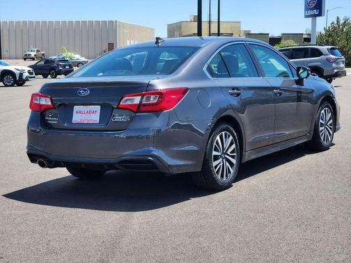 2018 Subaru Legacy 2.5i Premium
