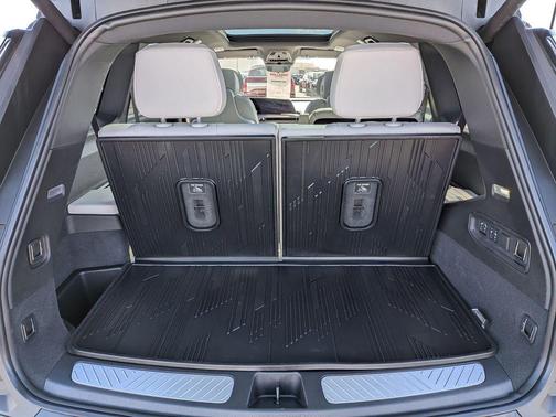 Silver Metallic 2026 Cadillac VISTIQ Sport