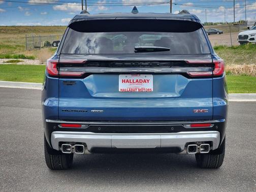 2025 GMC Acadia Denali