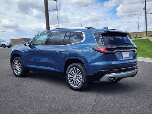 2025 GMC Acadia Denali