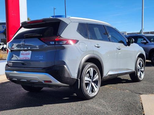 2022 Nissan Rogue Platinum