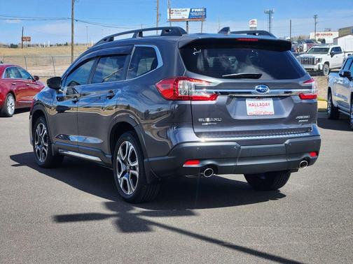 Magnetite Gray Metallic 2024 Subaru Ascent Limited
