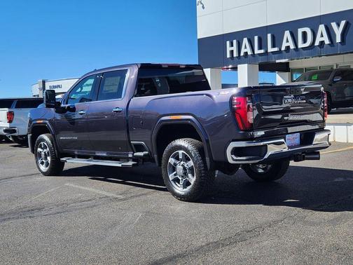 2026 GMC Sierra 3500 SLT