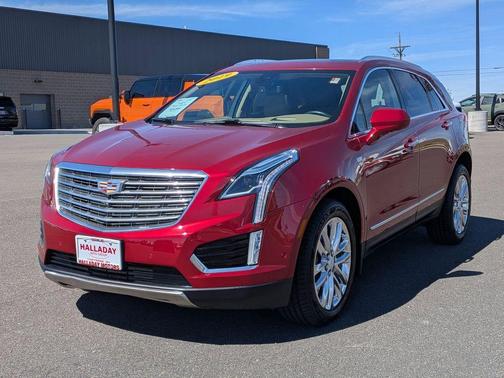 Red Horizon Tintcoat 2019 Cadillac XT5 Platinum