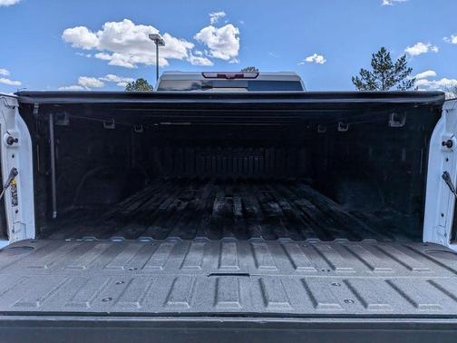 White Frost Tri-Coat 2024 GMC Sierra 2500 Denali Ultimate