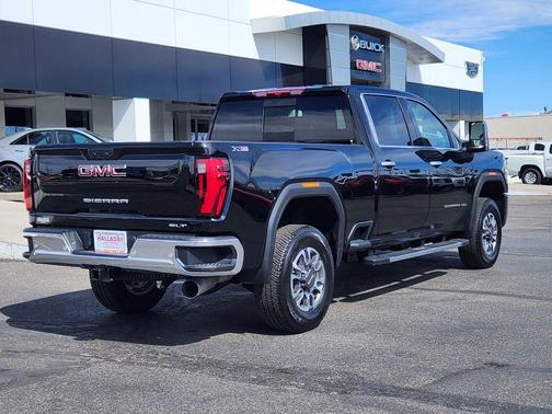 2025 GMC Sierra 2500 SLT
