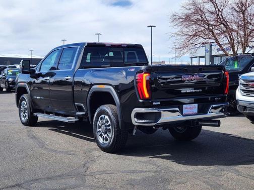 2025 GMC Sierra 2500 SLT