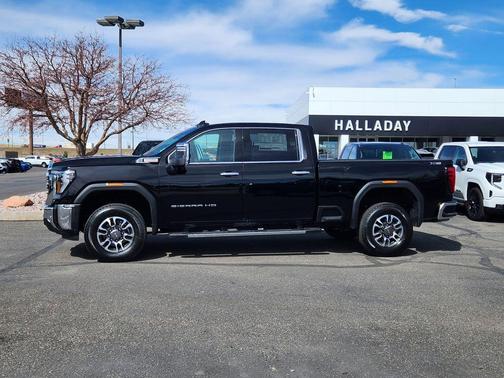 2025 GMC Sierra 2500 SLT