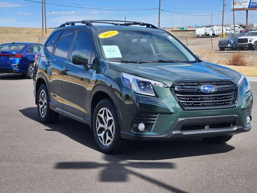 2023 Subaru Forester Premium