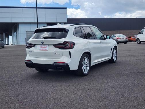 2022 BMW X3 M40i
