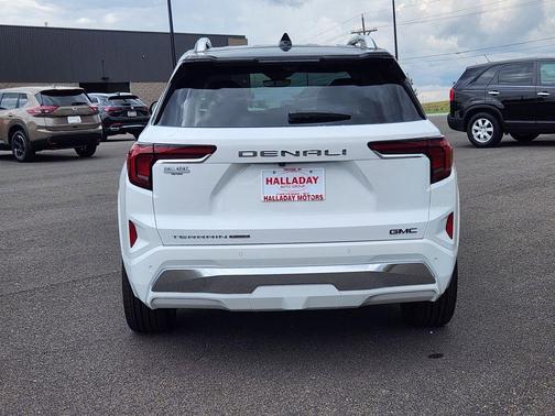 2026 GMC Terrain AWD Denali