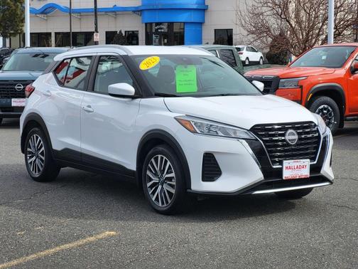 2023 Nissan Kicks SV