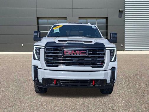 Summit White 2025 GMC Sierra 3500 AT4