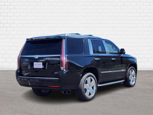 2016 Cadillac Escalade Luxury