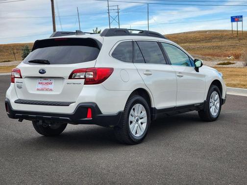 2018 Subaru Outback 2.5i Premium